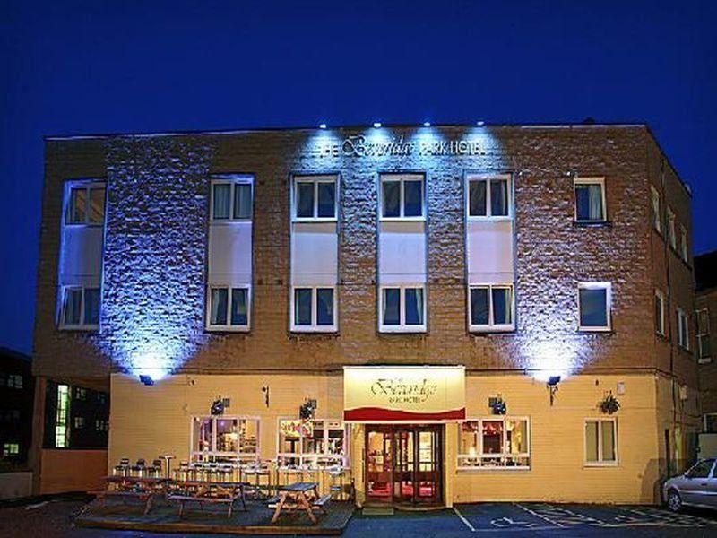 Beveridge Park Hotel Кърколди Екстериор снимка