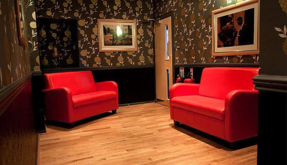 Beveridge Park Hotel Кърколди Екстериор снимка