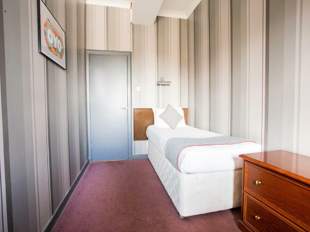 Beveridge Park Hotel Кърколди Екстериор снимка
