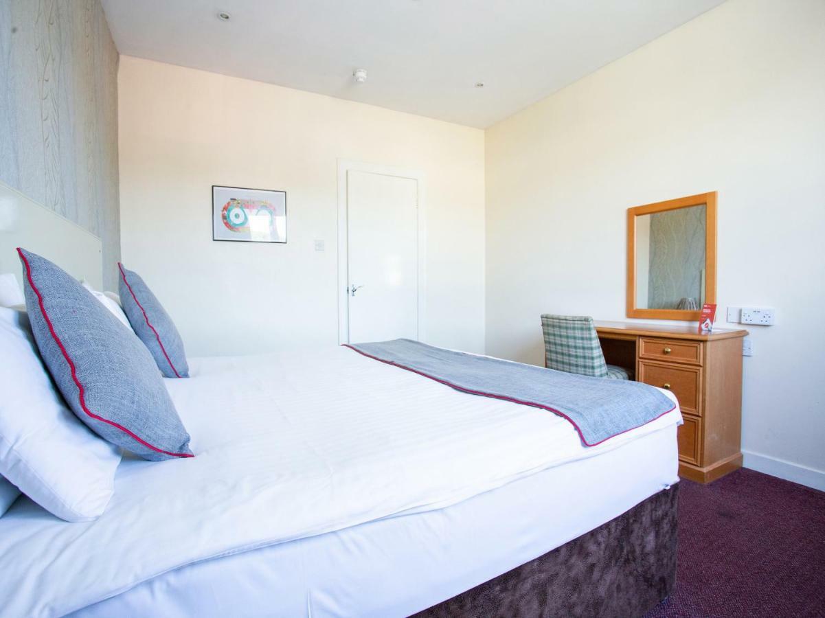 Beveridge Park Hotel Кърколди Екстериор снимка